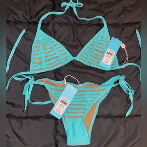 Beach Bunny hard summer bikini